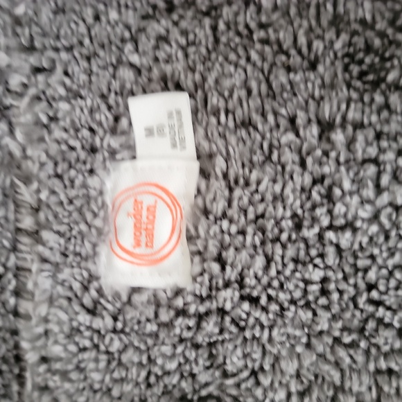 Wonder Nation boys size 8 fleece outside, fuzzy inside. Hooded, zip front. - Picture 2 of 4